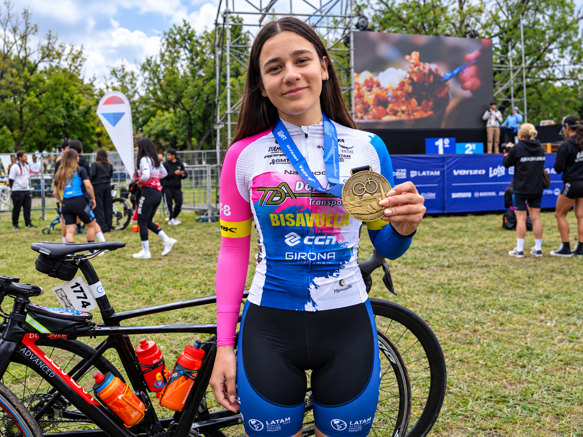 Mayra Valentina Tocha Wins Junior Women's Category at Gran Fondo Argentina 2026
