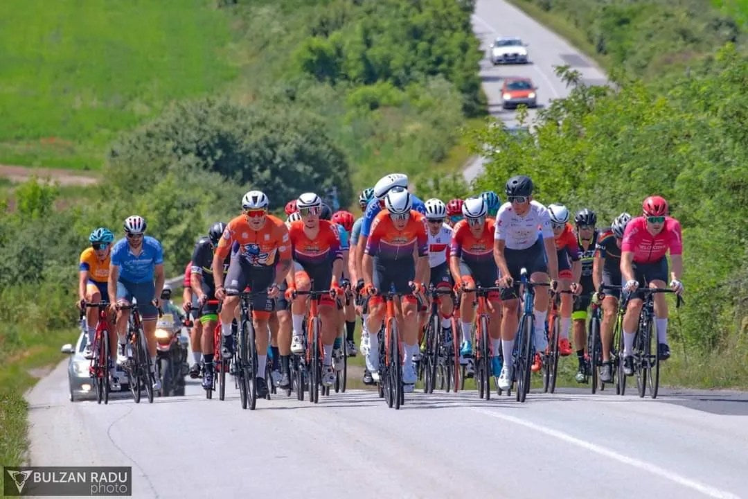 Mentorise Cycling Team Shines at Ziridava Road Race
